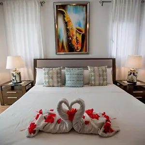 Rolando Share , Punta Cana República Dominicana